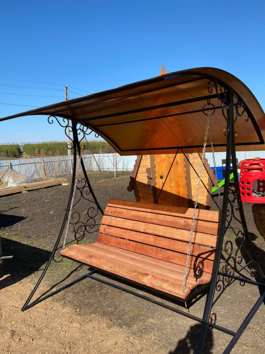 Sadovaya-mebel-iz-metalla